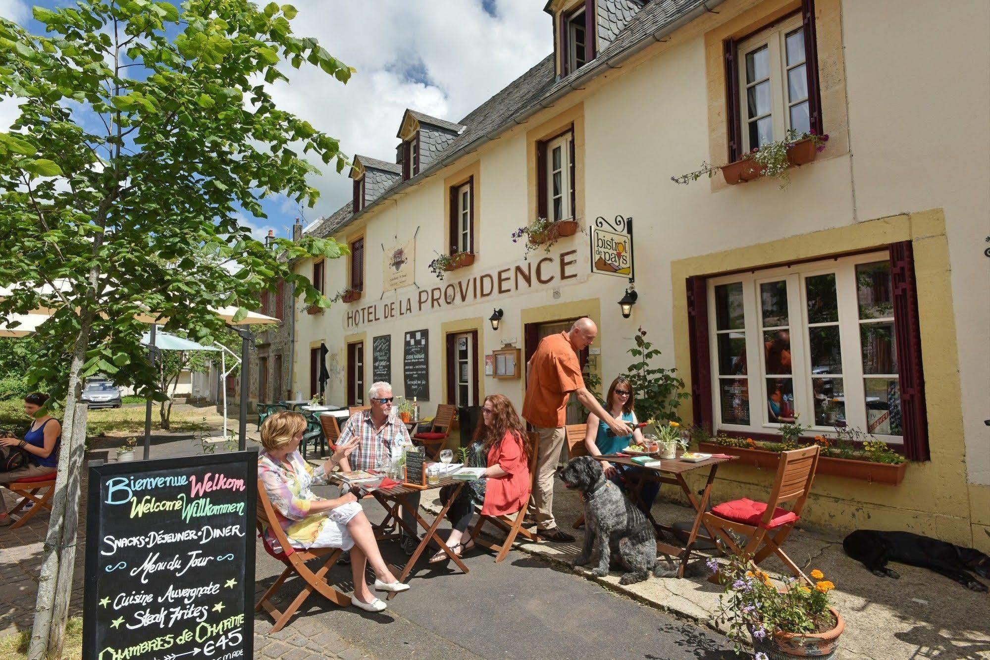 Auberge De La Providence Saint-Donat Luaran gambar